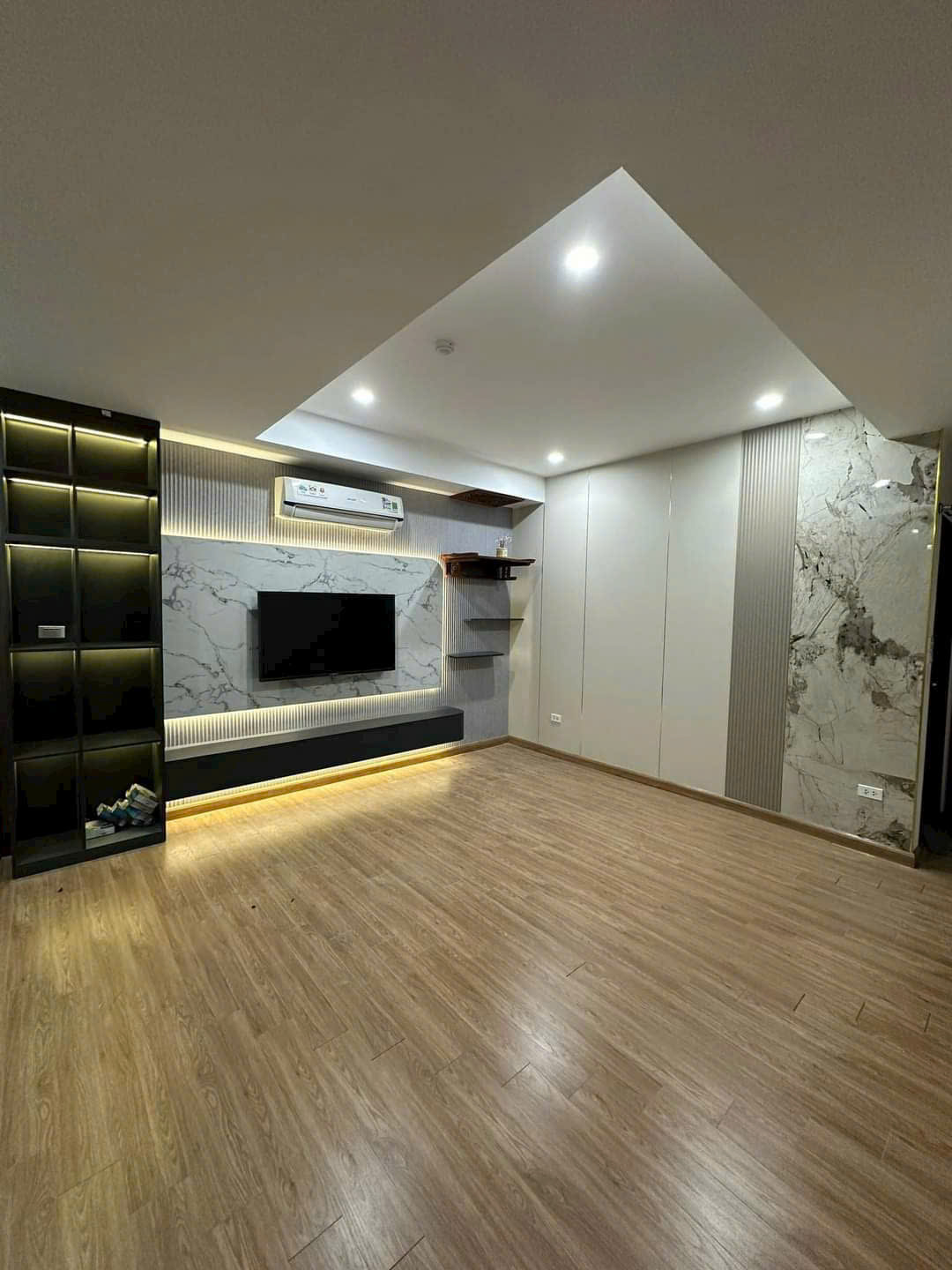 555485973_1318669900270256_3426175985304894831_n